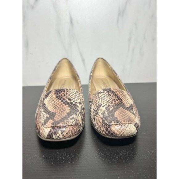 Bandolino Loafer Flats Women 6M Snakeskin Brown Slip On Leather - Picture 2 of 8